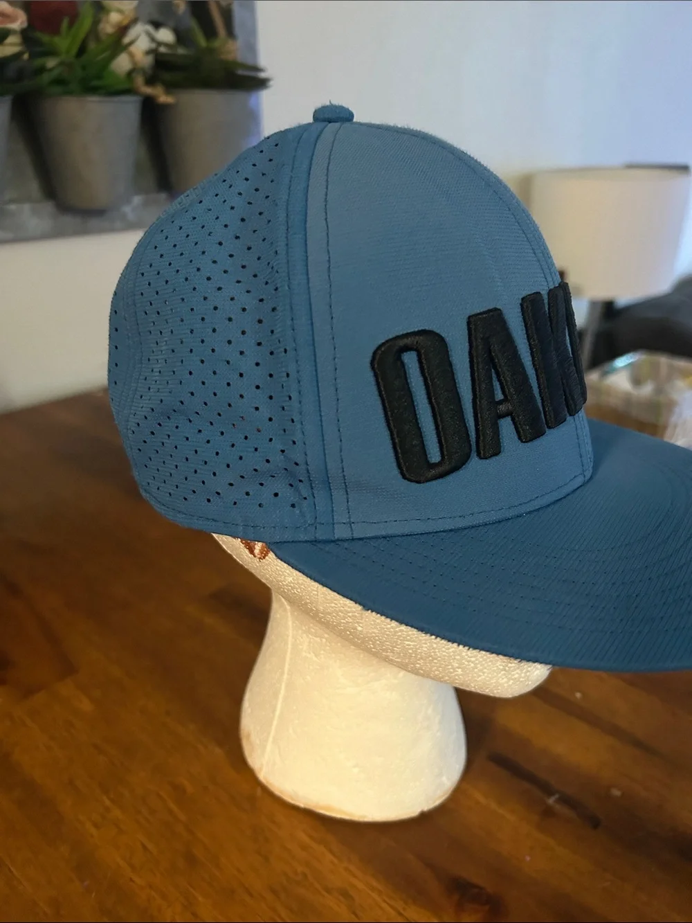 Oakley Perf Blue/Black Raised Letter Graphics Ventilation Sports Comfort  Hat